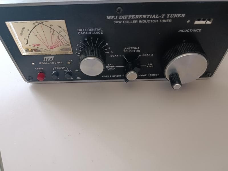 MFJ-986 (3kW ローラーインダクターチューナー）