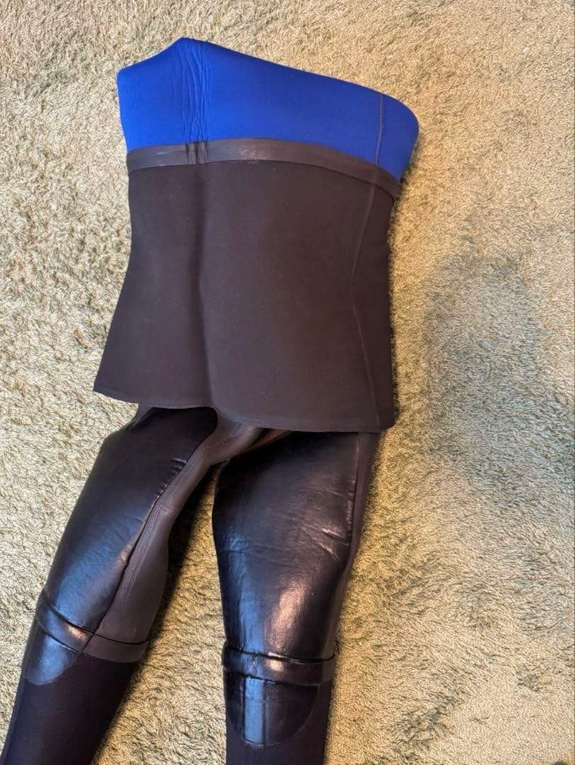 ⭐︎美品⭐︎ 新品未使用セミドライスーツ。