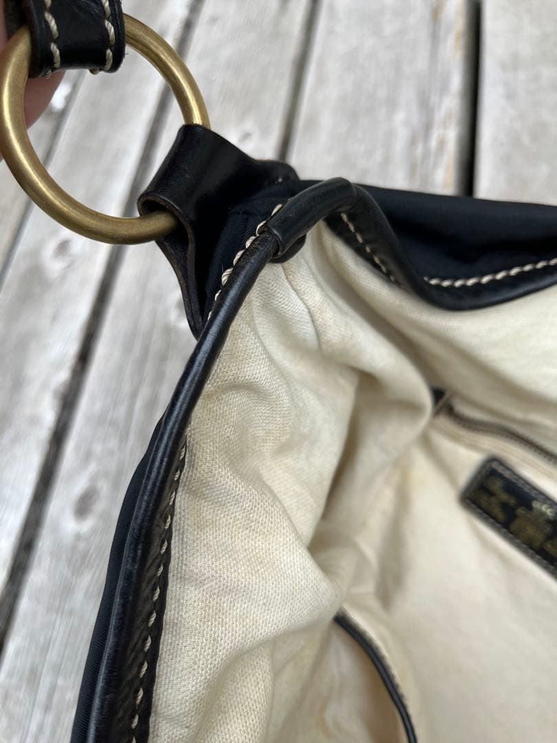 Ferisi. ナイロン製　トートバッグ