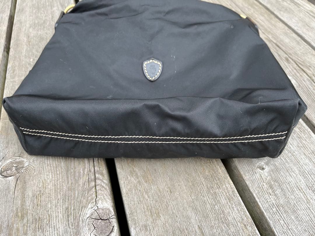 Ferisi. ナイロン製　トートバッグ