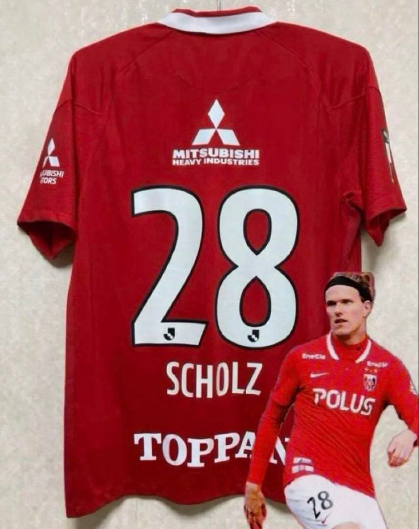 【匿名配送】浦和レッズ 2022 レプリカユニ 美品 Lサイズ ショルツ