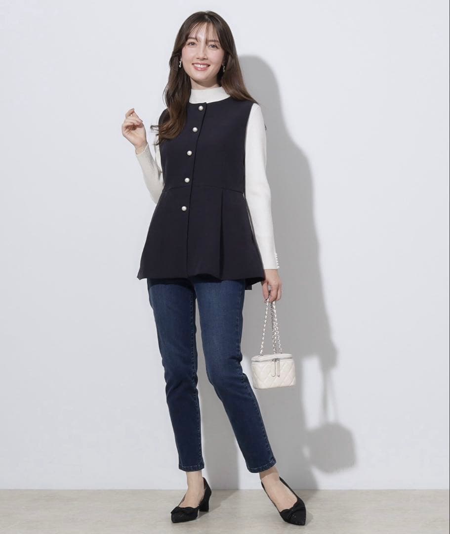 美品 25SS クチュールブローチ ダブルクロスペプラムジレ ハレの日 ネイビー