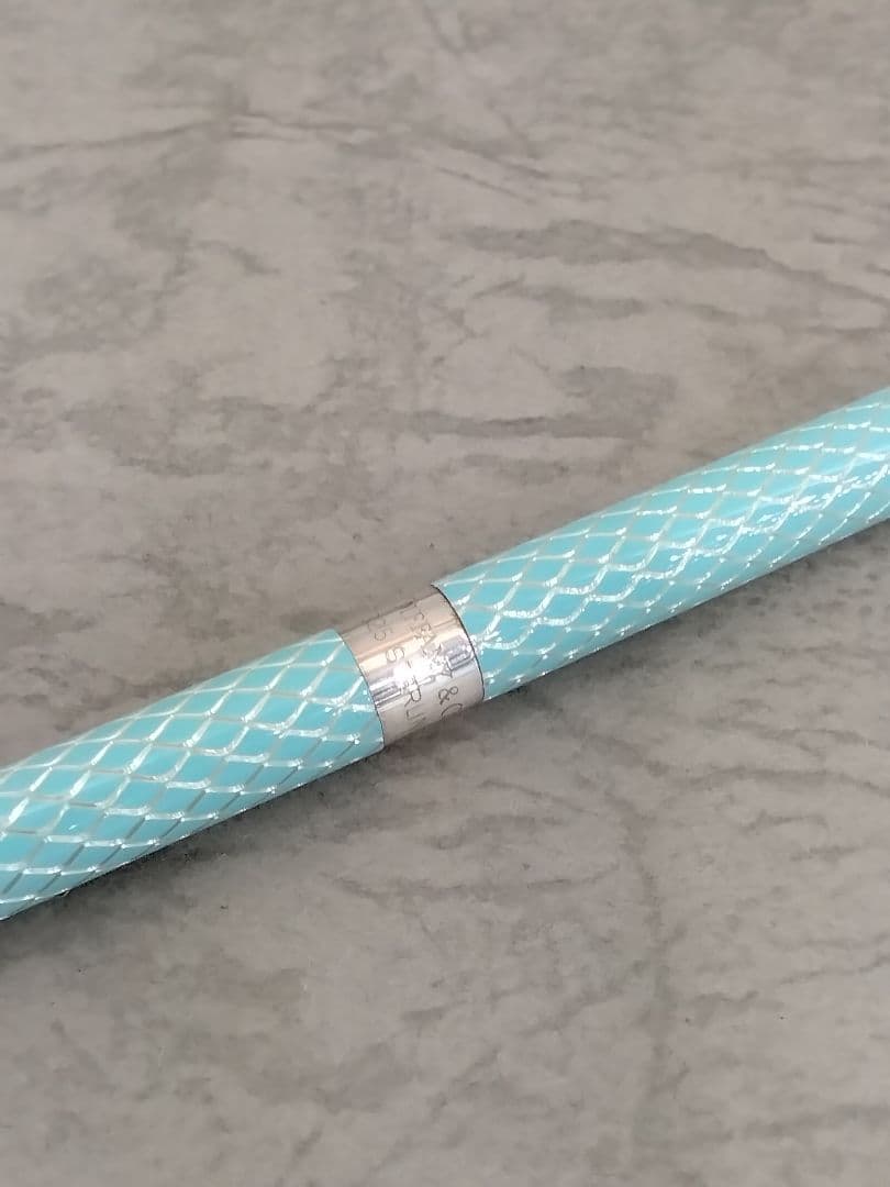 Tiffany & Co　シルバーツイストボールペン　替芯付き　　中古品