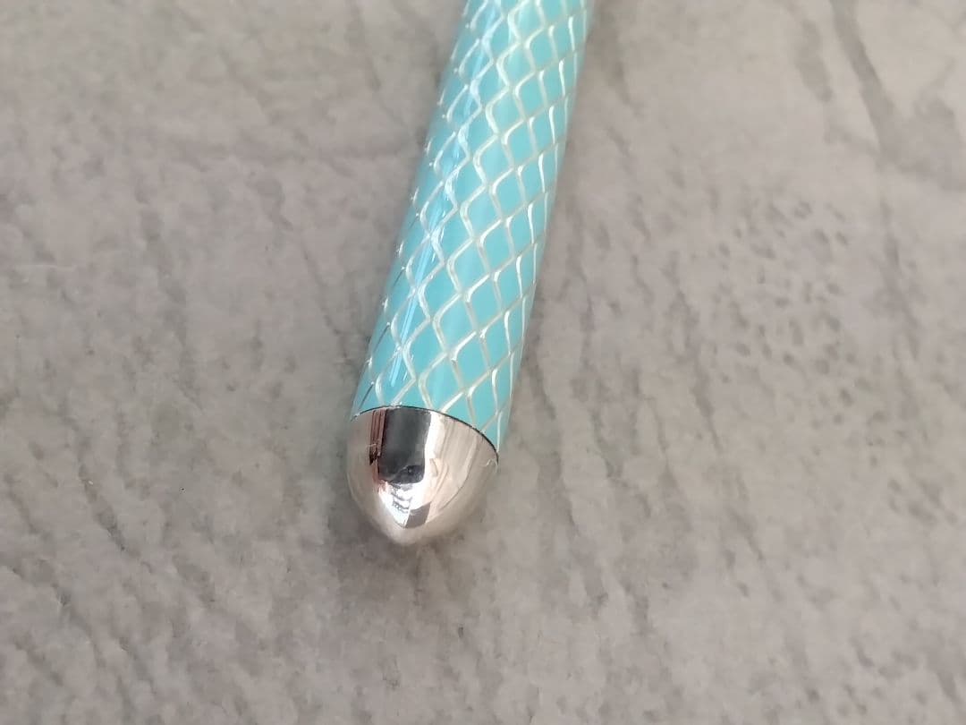 Tiffany & Co　シルバーツイストボールペン　替芯付き　　中古品