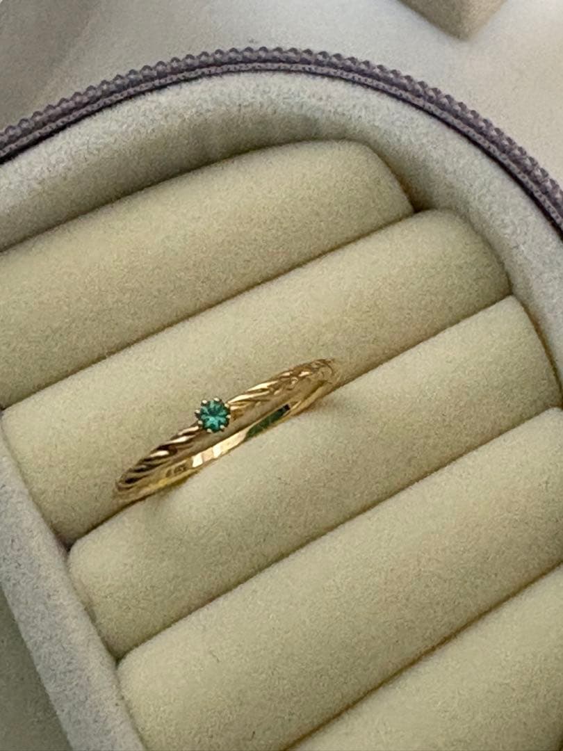 諭*り様 オデュース4℃ K10 ツイストデザイン リング エメラルド