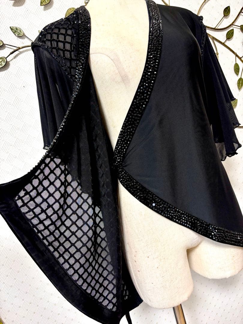新品同様★社交ダンス★トップス★フリーサイズ★ブラック★オシャレ