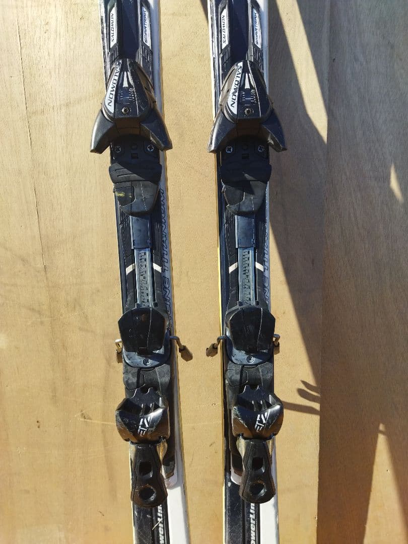 あとつぶ　SALOMONサロモン スキー板 powerline 24