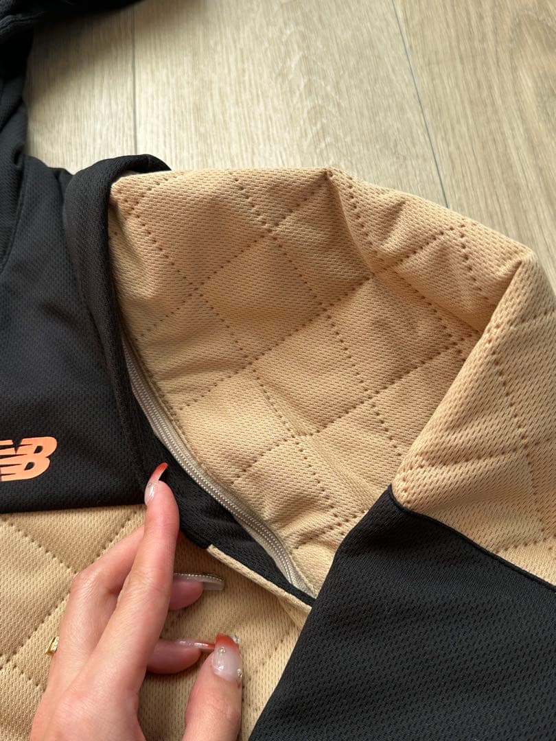 ニューバランス　キルティングジャケット