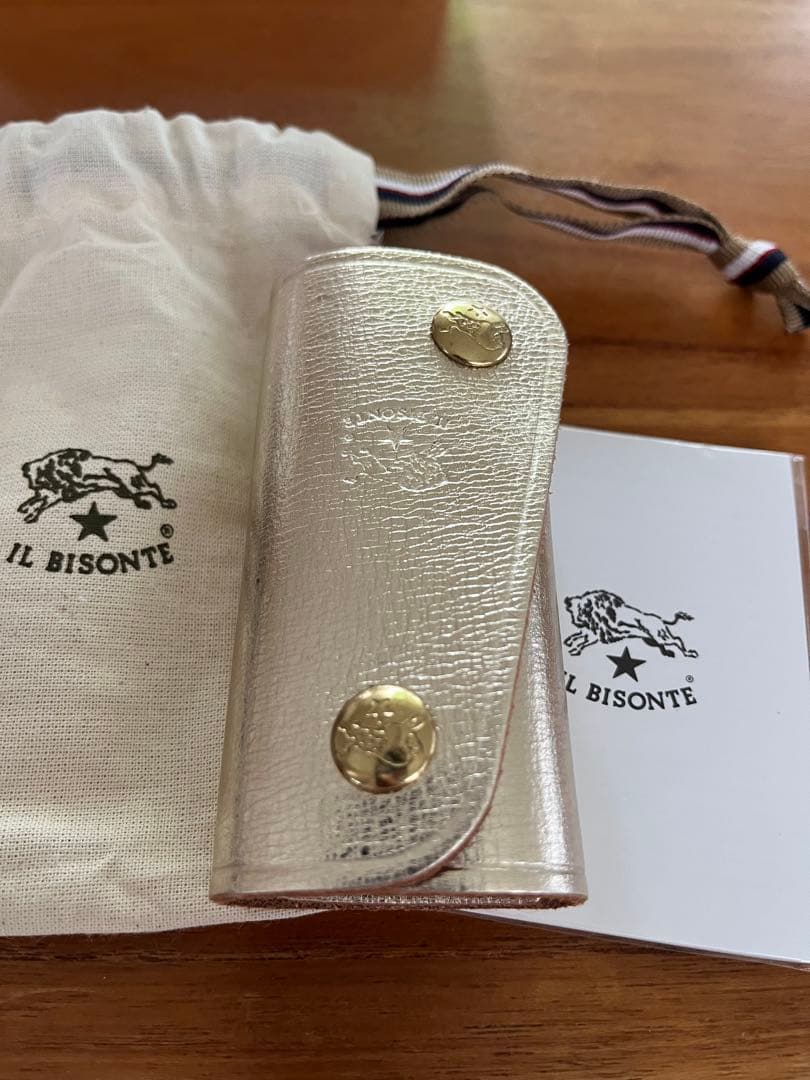 専用です！【新品未使用】IL BISONTE キーケース　ゴールド