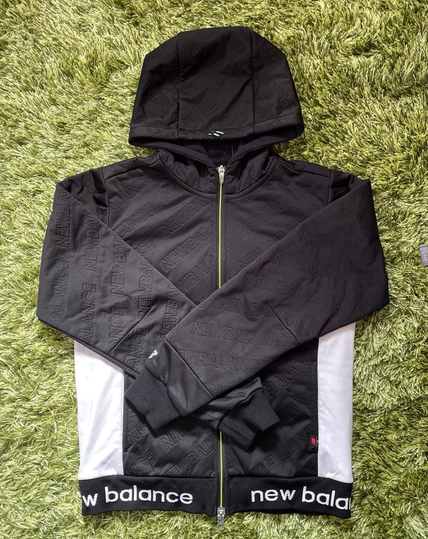 【New balance 】防風保温ストレッチ キルト　セットアップ　ブラック
