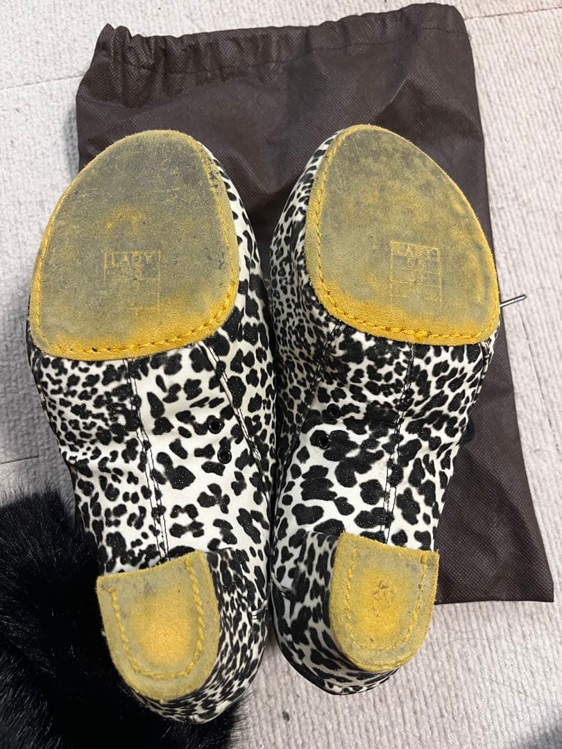 ADSジャパン ヒョウ柄 レザーティーチャーズシューズ、収納袋付き