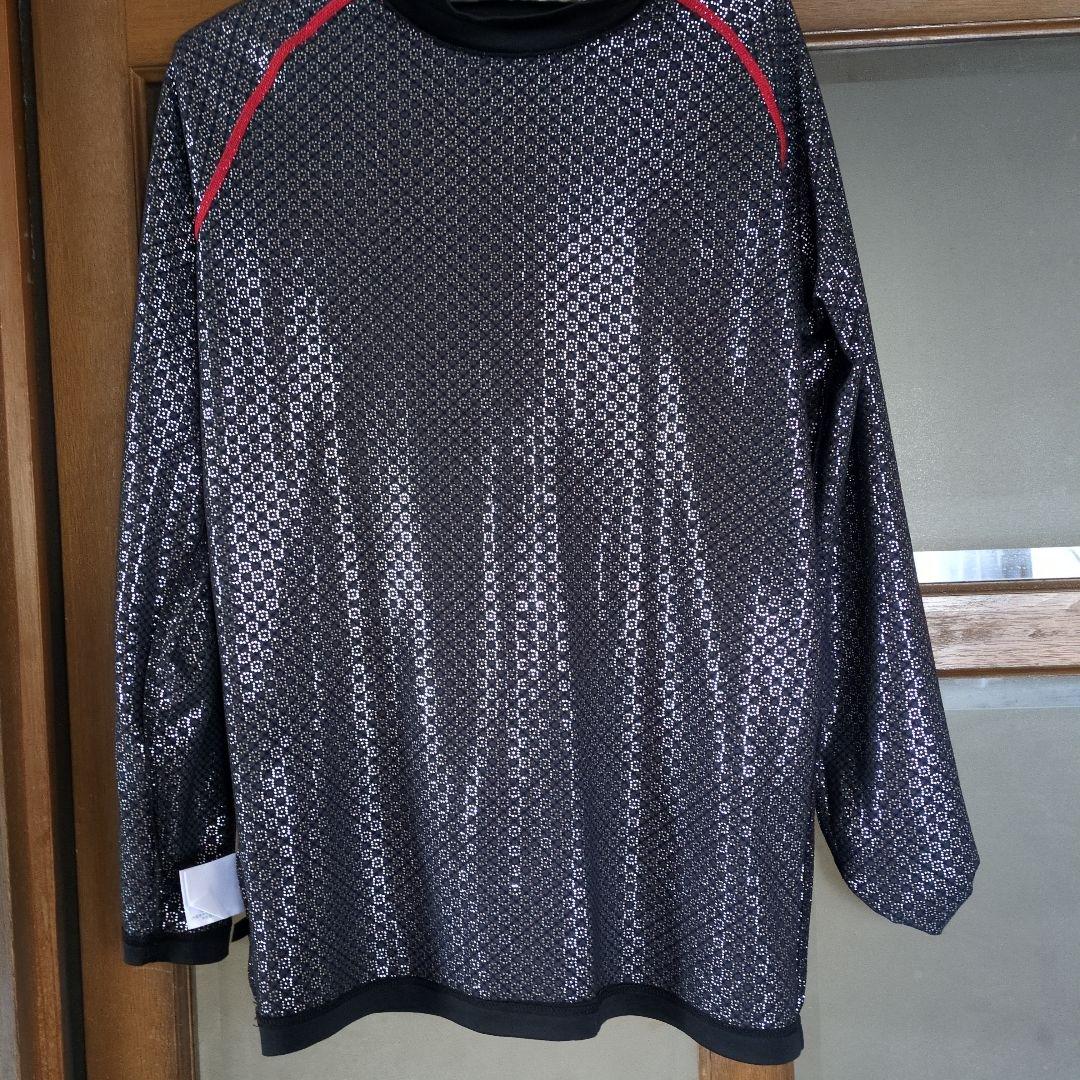 TERAX黒の長袖アンダーシャツ