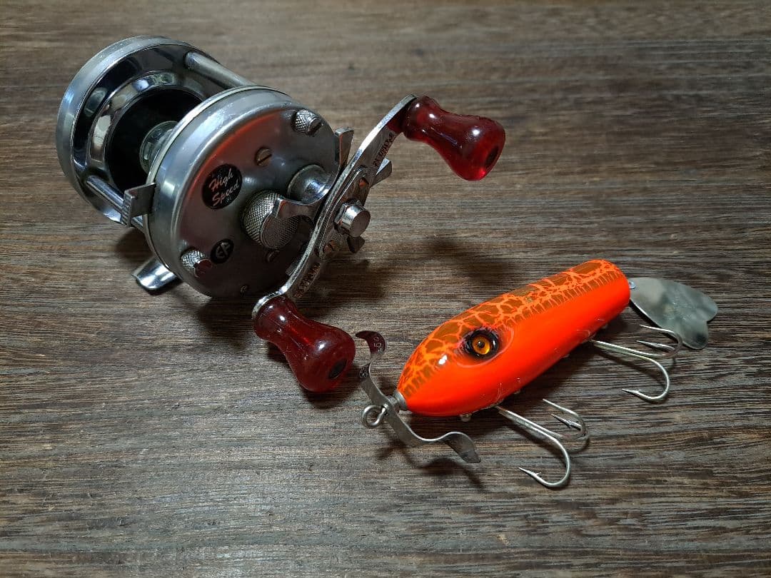 ザウルス　バルサ50　マンボー　manb-O　カラー:#4　レッドクラックル