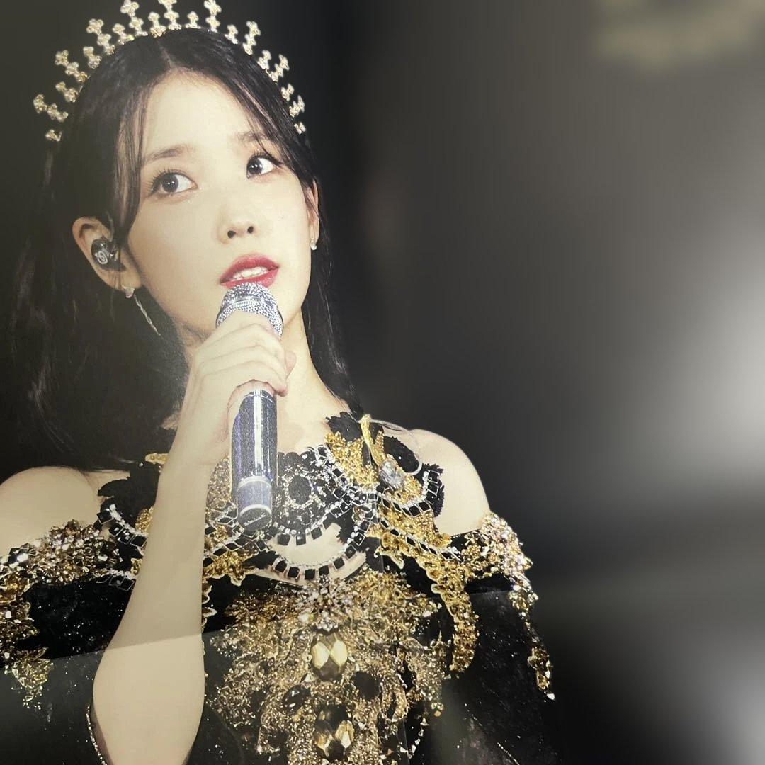 K-POP・アジア THE GOLDEN HOUR 2022 IU CONCERT Blu-ray