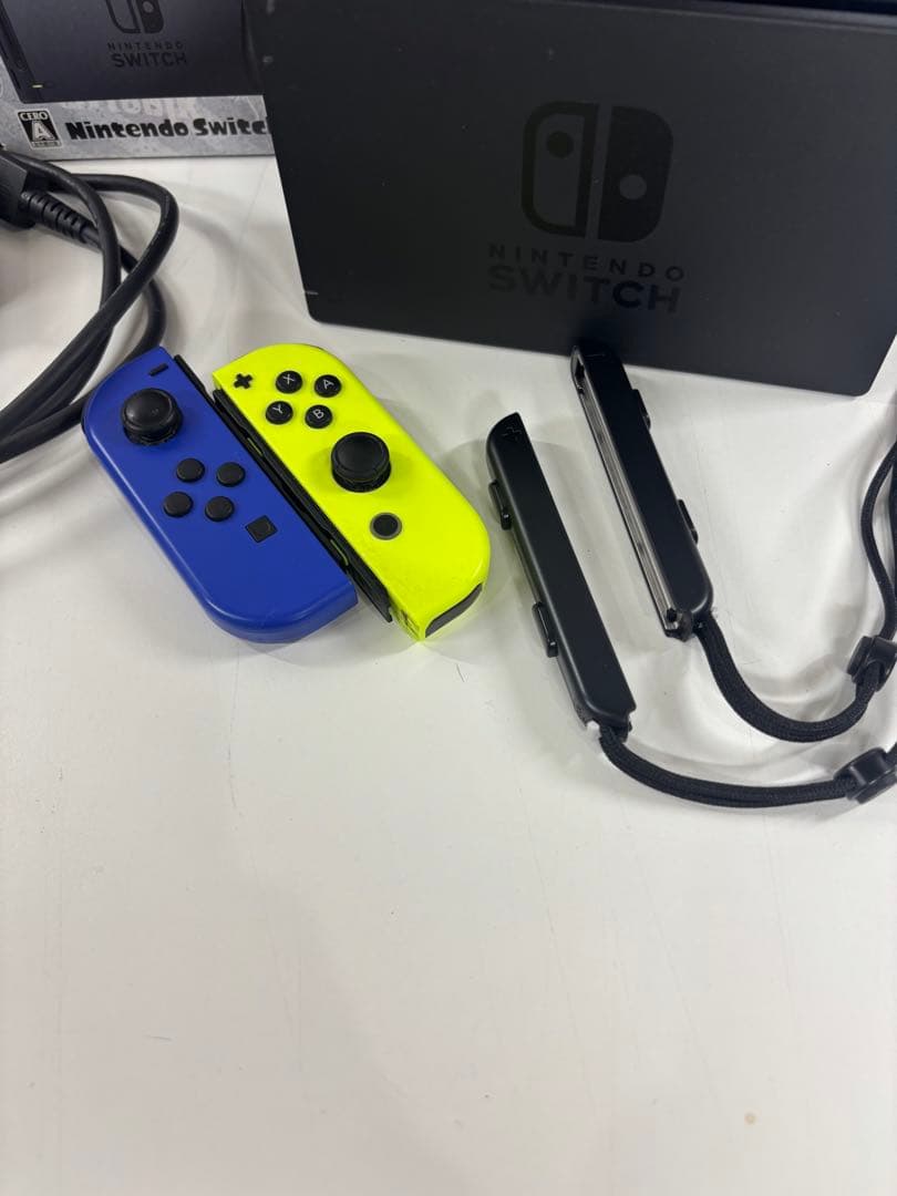 Nintendo Switch スプラトゥーン本体 青・黄Joy-Con付き