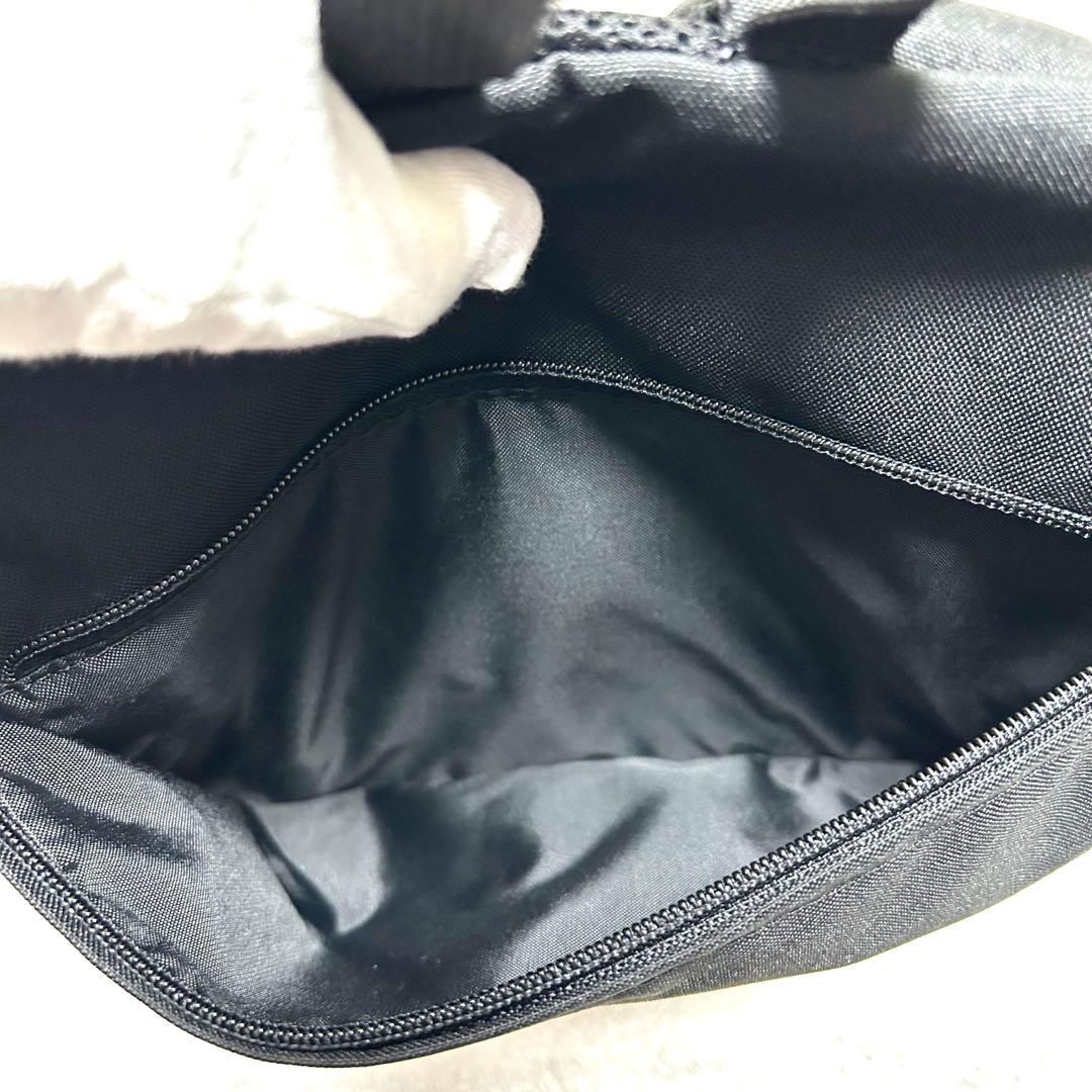 美品 サッカー FC東京 リュック バックパック デイパック ブラック 刺繍