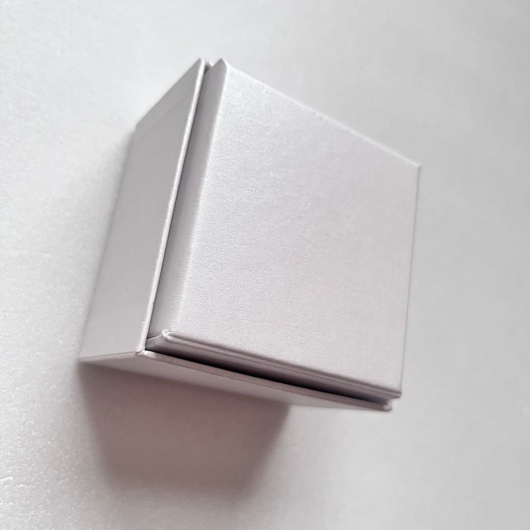 Van Cleef & Arpels ネックレス ペンダント ケース 空箱