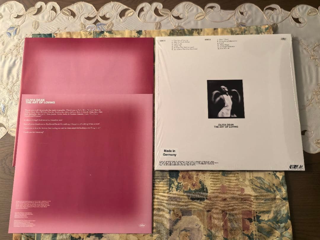 Olivia Dean_ The Art of Loving LP 輸入盤