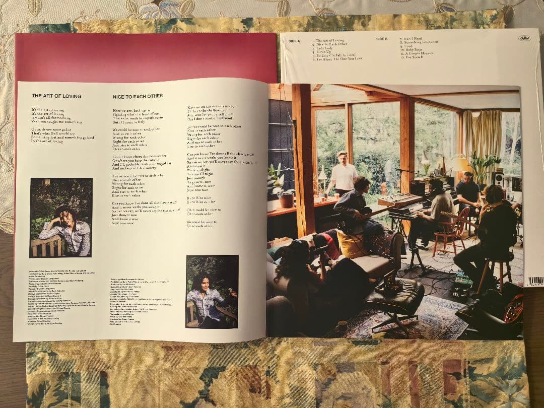 Olivia Dean_ The Art of Loving LP 輸入盤