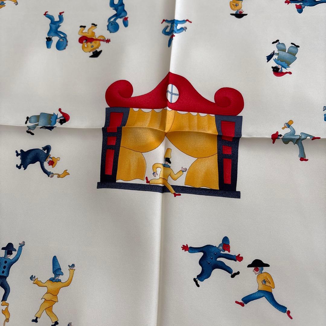 BVLGARIシルクスカーフ　ダビデピッチゴーニ　ブルガリ　サーカス　イタリア製