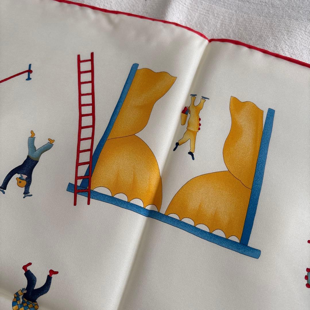 BVLGARIシルクスカーフ　ダビデピッチゴーニ　ブルガリ　サーカス　イタリア製