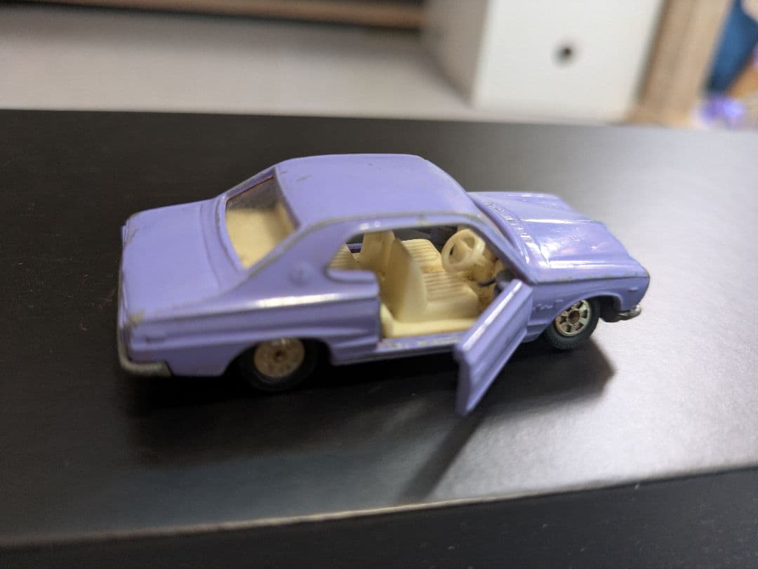 トミカ No.21 日産スカイライン HT2000GT