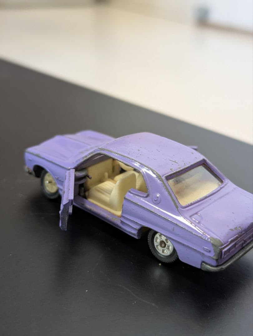 トミカ No.21 日産スカイライン HT2000GT