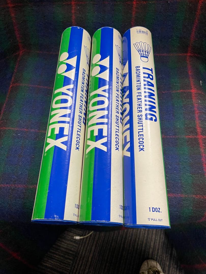 YONEX バドミントン　レトロシャトル　ヨネックス　旧ロゴ　筒付き　ゴーセン