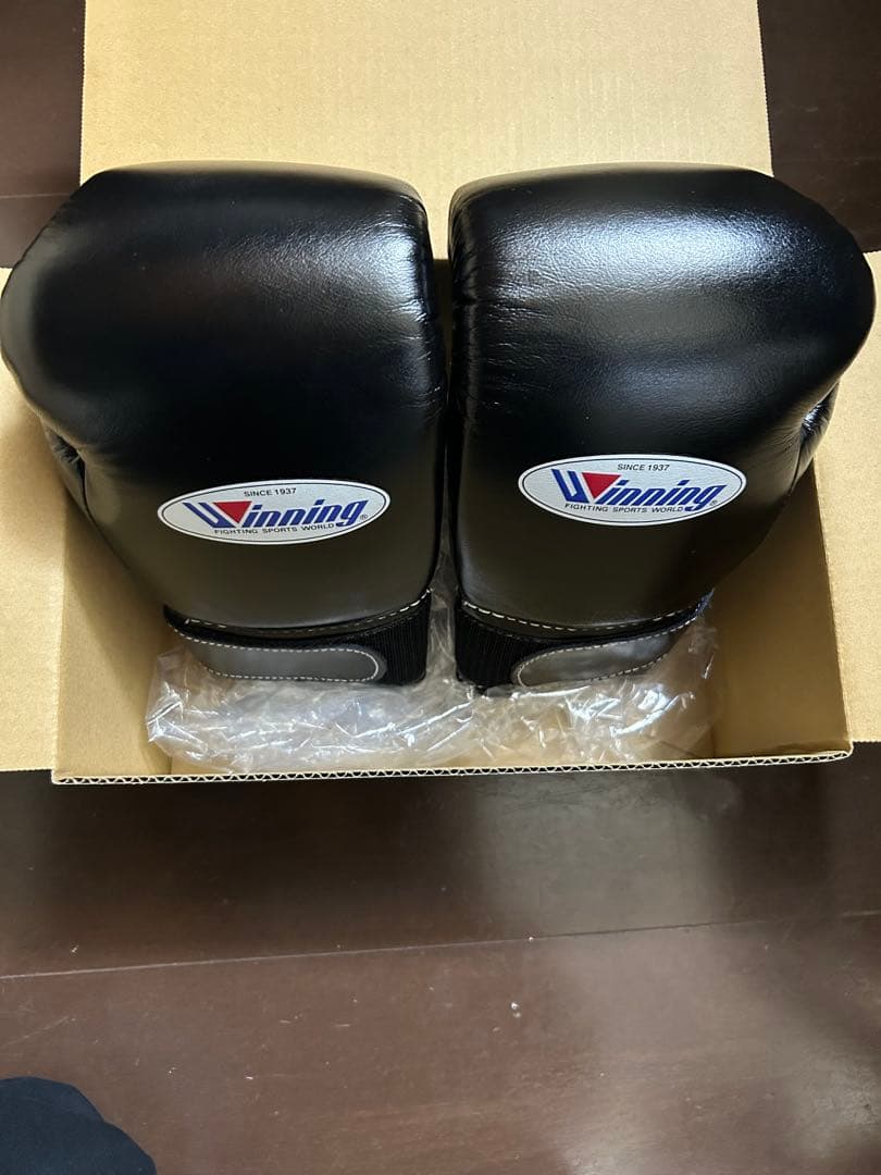 Winning ボクシンググローブ ブラック 8oz未使用
