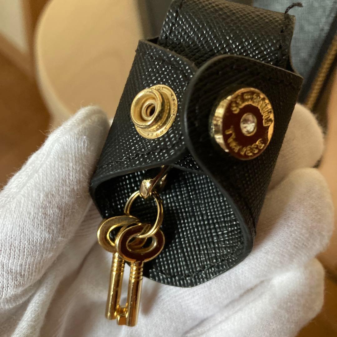 Samantha Thavasa ブラックレザーハンドバッグ