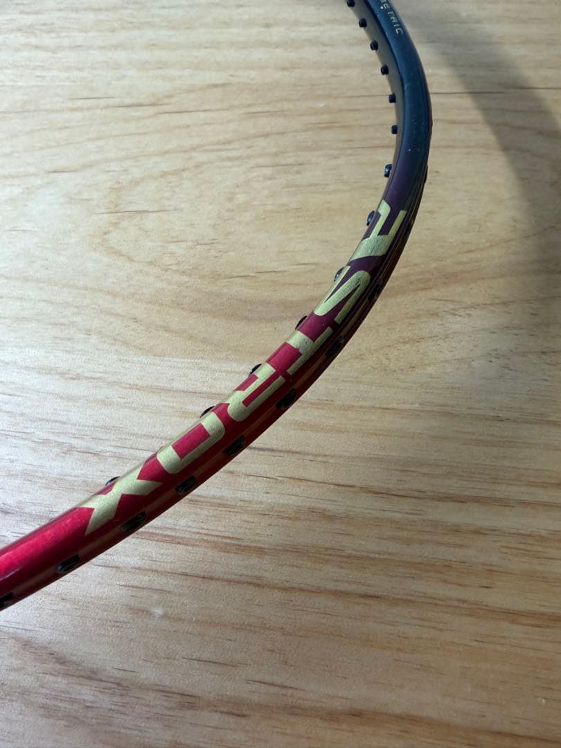 【使用数回・美品】ヨネックス アストロクス 99 PRO 4UG5 ASTROX