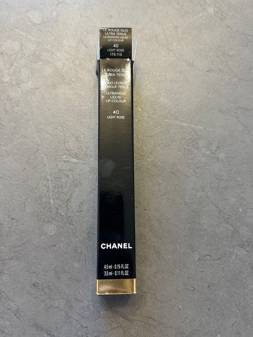 ル ルージュ デュオ ウルトラ トゥニュ　ライトローズ　40 CHANEL