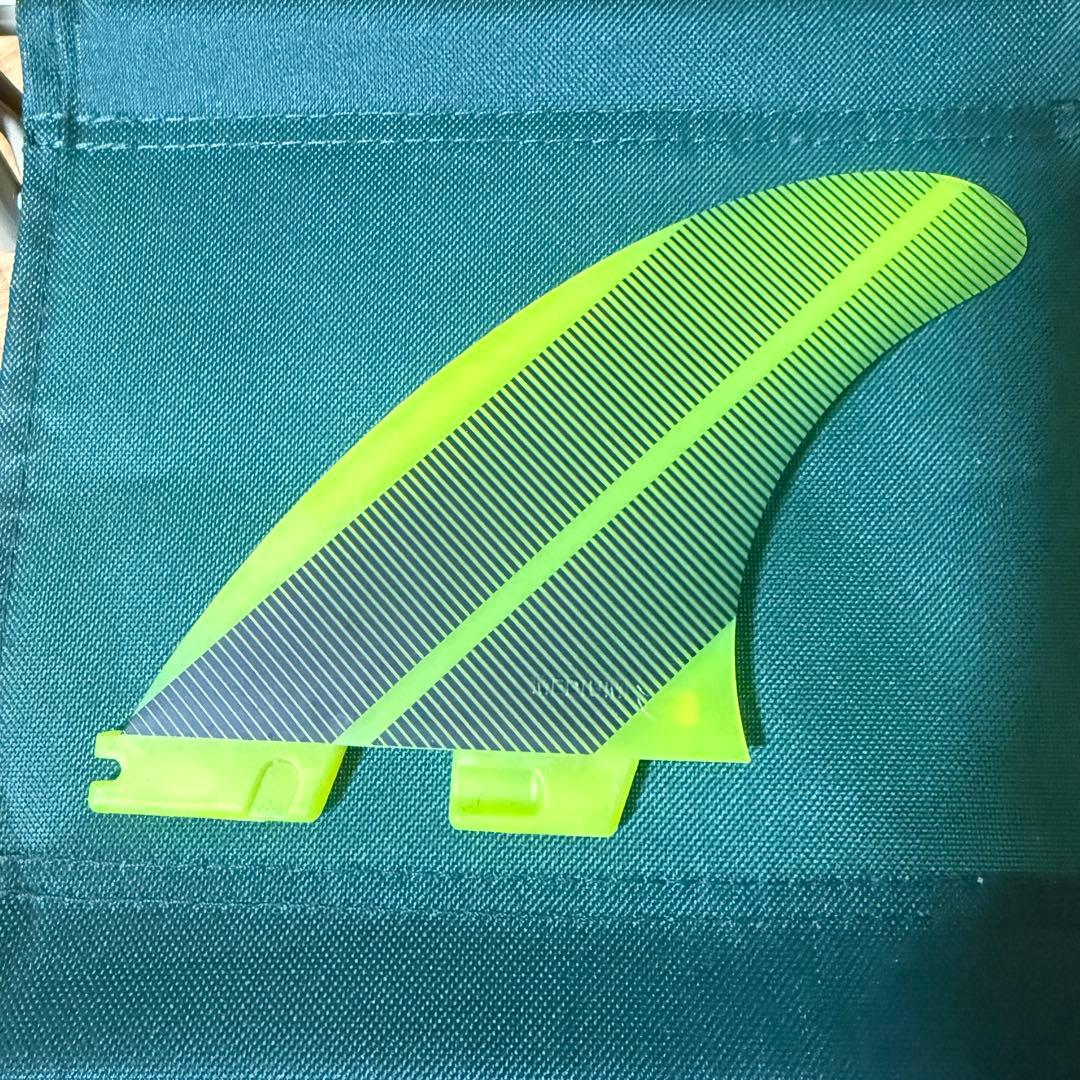 FCS II CARVER フィン 3枚セット グリーン