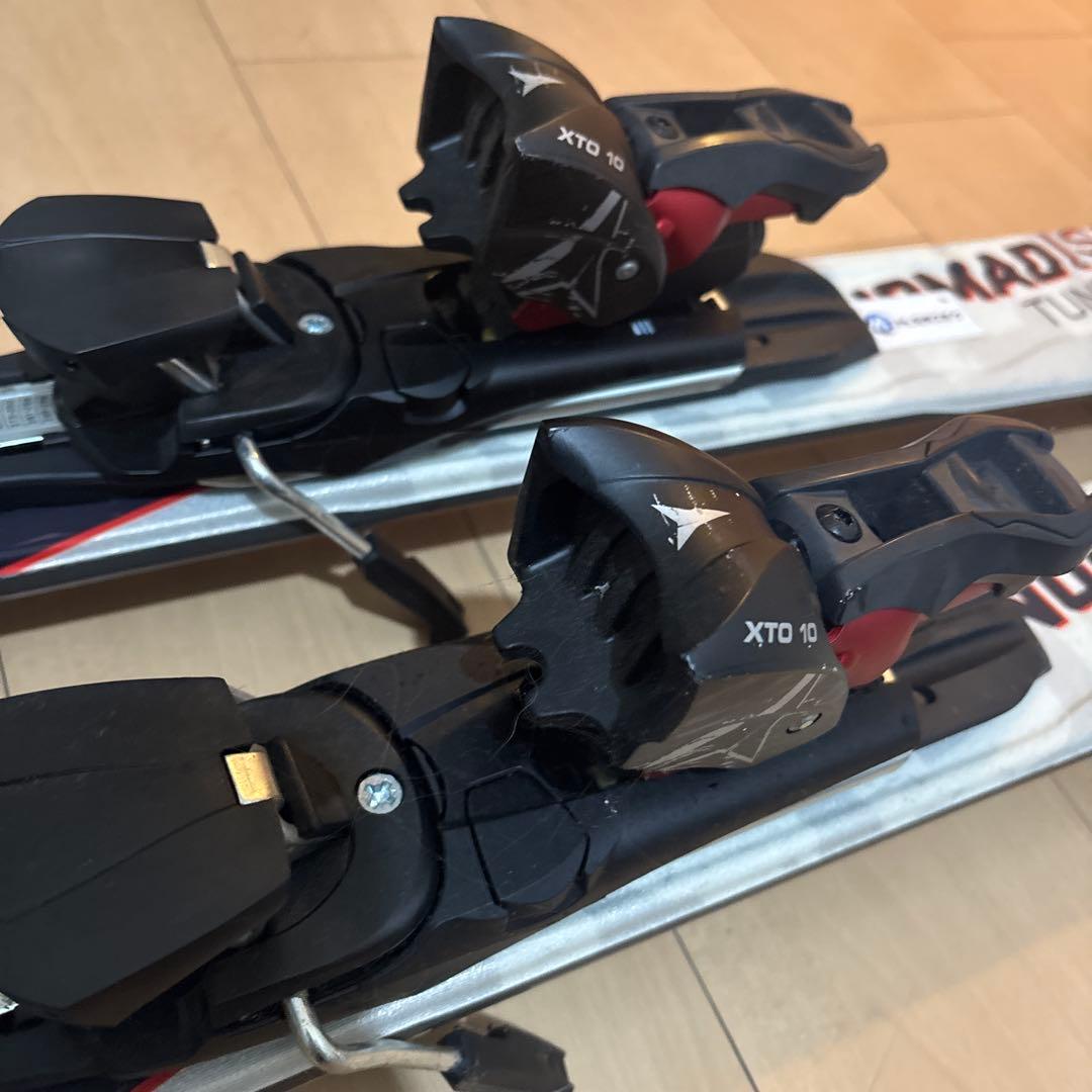 Atomic 149cm スキー板　ストック　セット