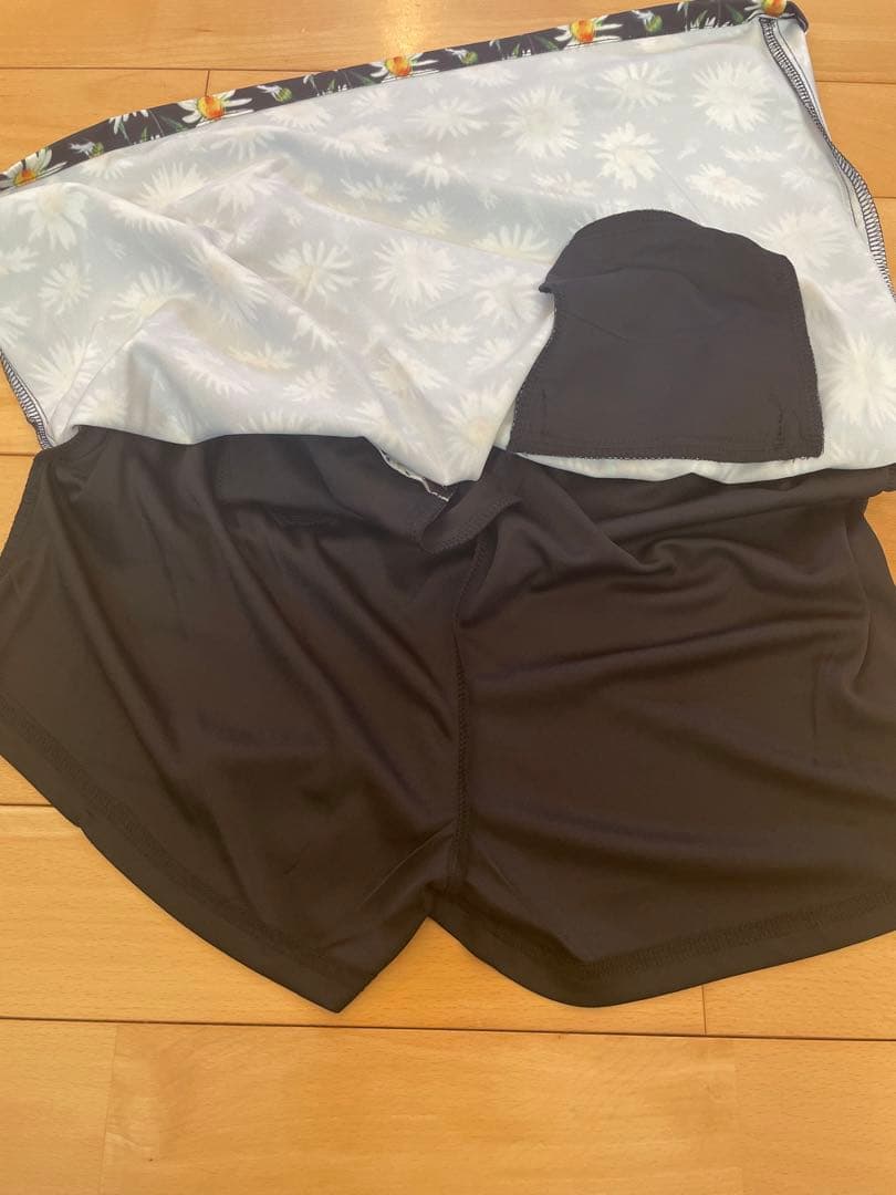 【新品未使用タグ付き】kiss on the green 花柄　セットアップ　L