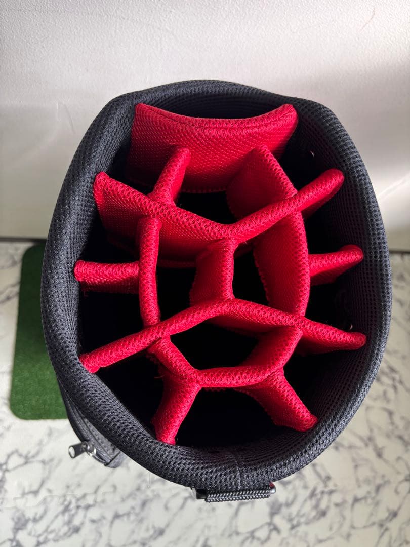 【美品】Nike ゴルフ キャディバッグ 赤黒 ストライプ