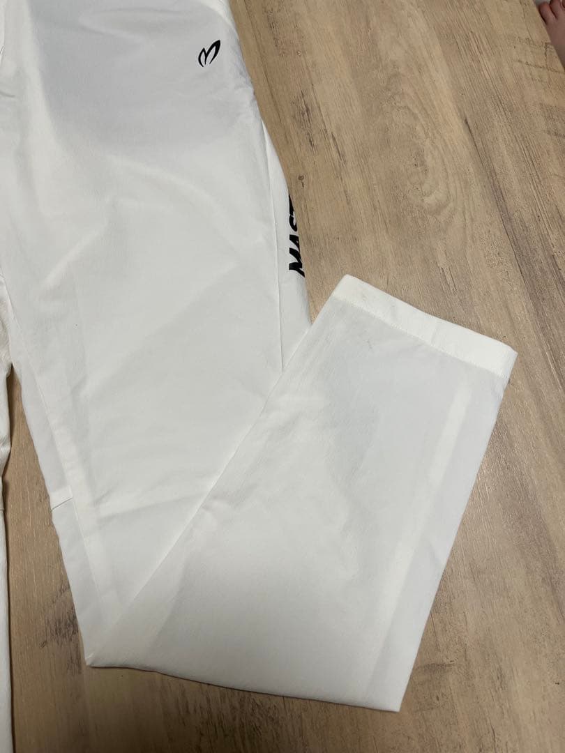 MASTER BUNNY EDITION パンツ ホワイト　レディース1