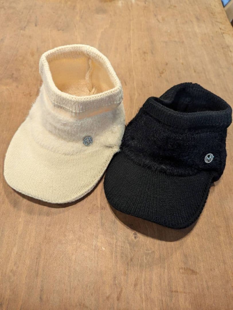 サンバイザー黒 ニット帽 ゴルフ スポーツ　防寒 耳カバー 毛糸 ファー