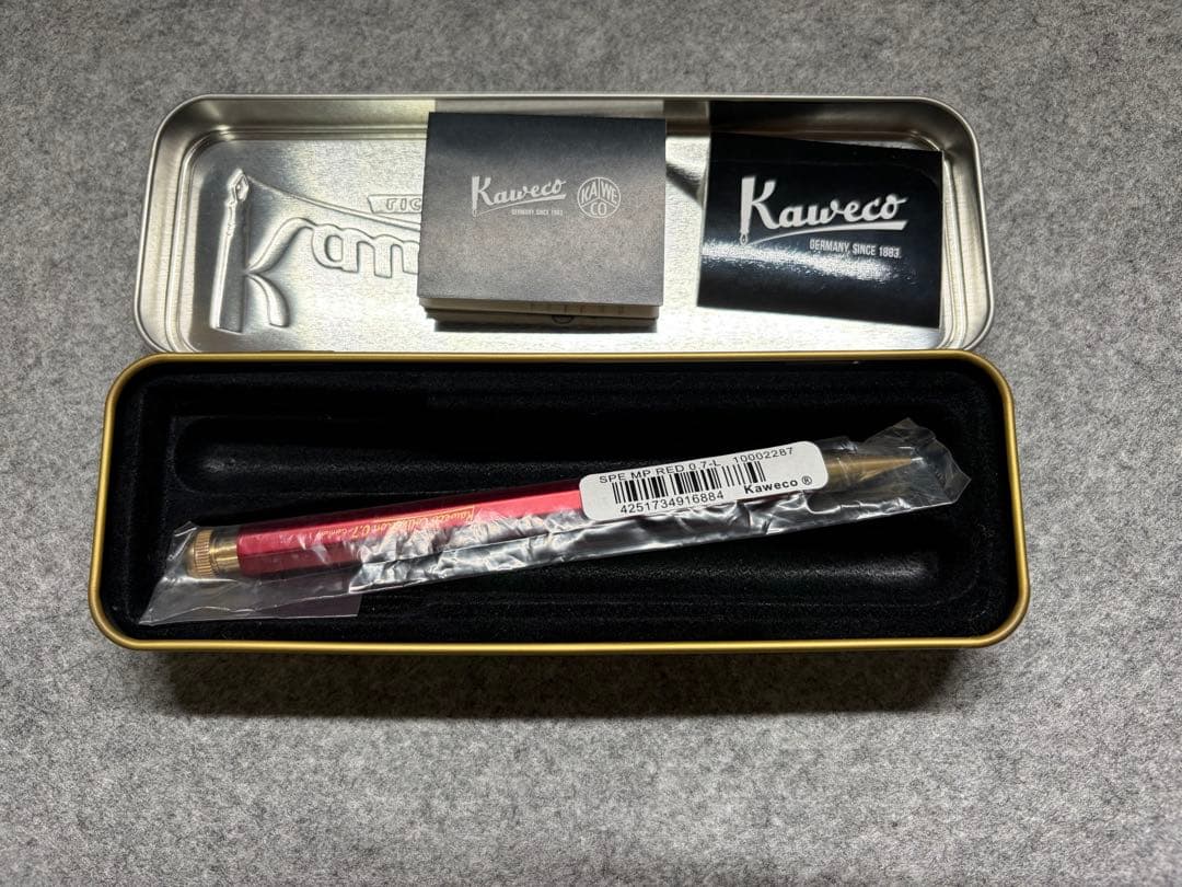 カヴェコレッド　新品未使用