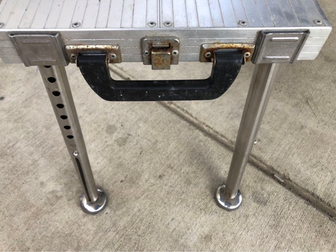 折りたたみテーブル アルミ製アウトドア、キャンプ、釣台