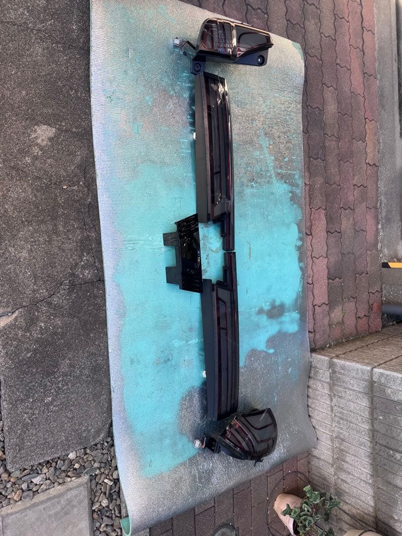 90系ノア/ヴォクシー　LEDテールランプ