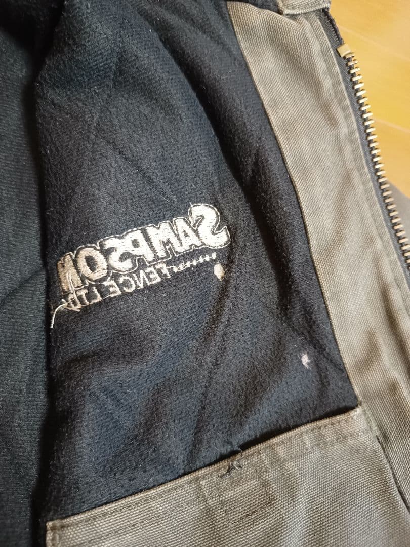 Carhartt アクティブジャケット ダークグリーン