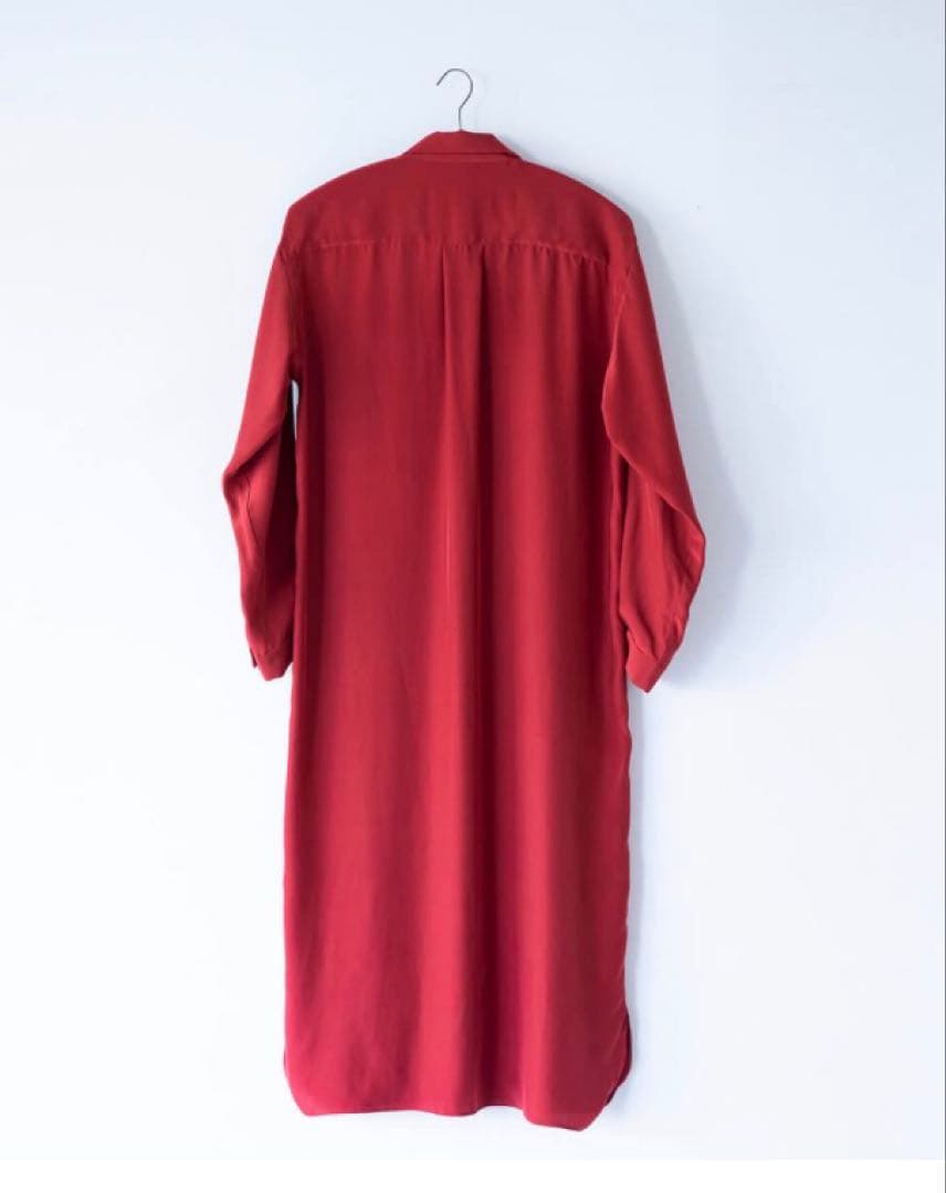 【美品】saqui サキ　洗える　シルクシャツドレス　ワンピース　サテン　赤