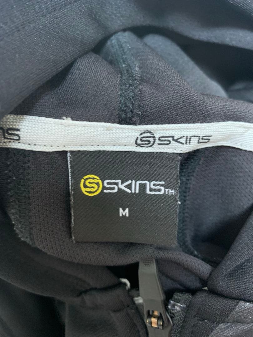 SKINS ジャージセットアップ