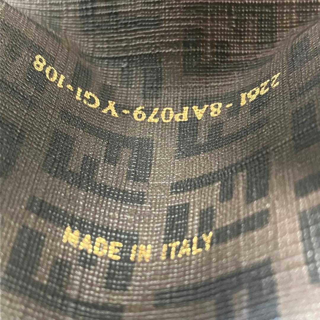 大人気☆FENDI☆フェンディ☆キーケース☆6連☆ズッカ☆キャンバス☆ブラウン