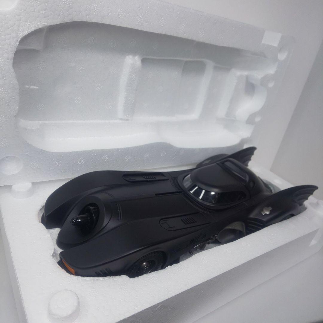 〓1/18スケール〓バットモービル〓金属製ダイキャストモデル〓