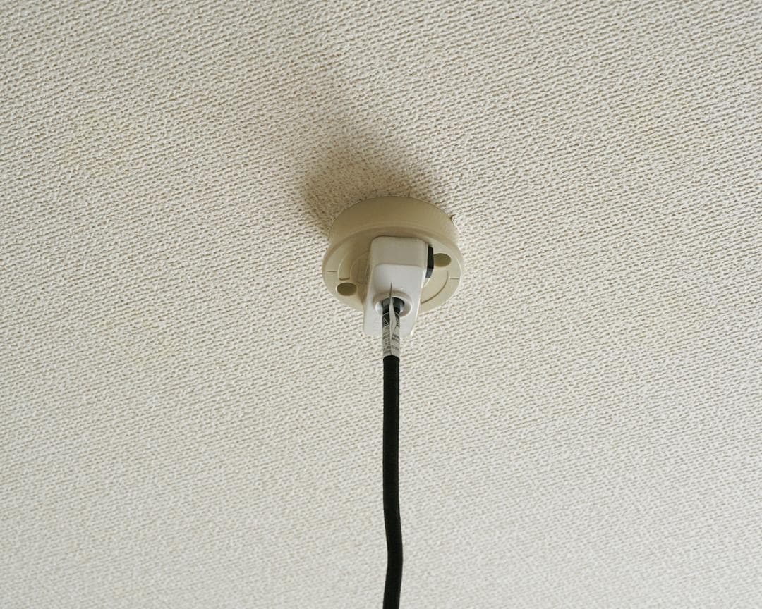 ガラスのペンダントライト アンバー色