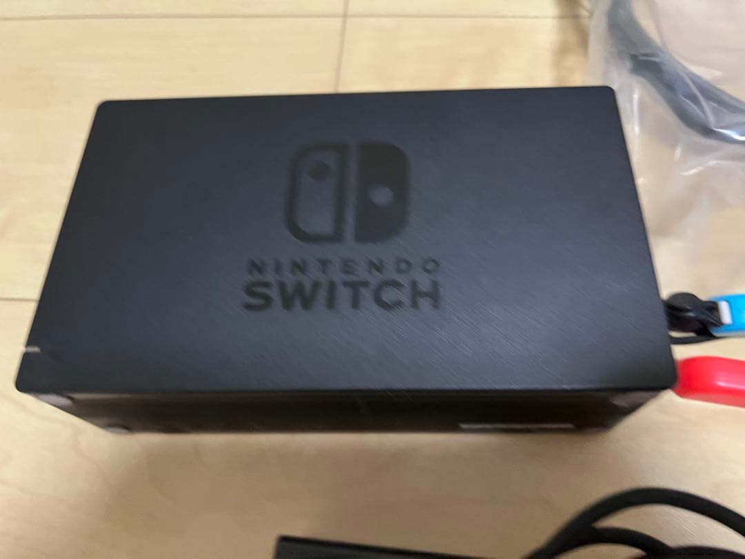 【JOYコン良好】Nintendo Switch本体、キャリーケース付き