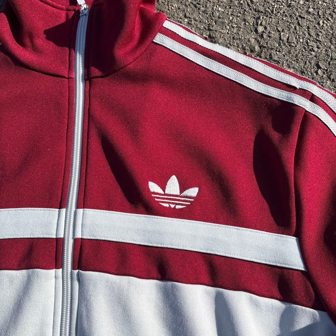 adidas バーガンディ トラックジャケット
