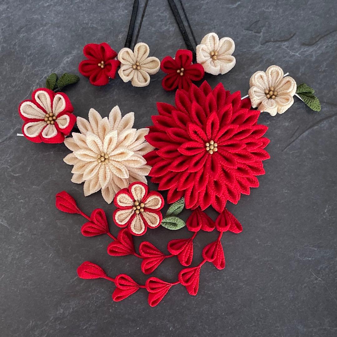 【otafuku様】つまみ細工　髪飾り✴︎愛花✴︎紅葉　成人式No.332再販10